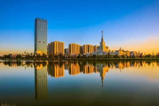 Phía Đông Hà Nội: Nơi "đất lành chim đậu"