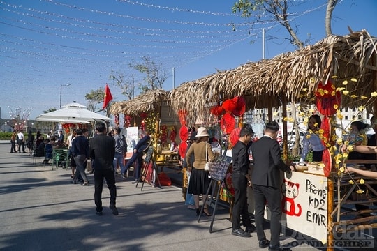 Khởi công chưa được 1 năm, Regal Legend đủ điều kiện chuyển nhượng