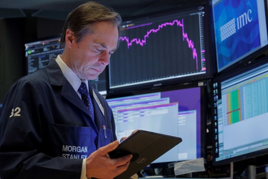 Chứng khoán Mỹ có bị soán ngôi bởi các thị trường mới nổi?