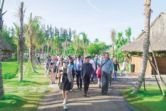 Dự báo du khách Trung Quốc đến Việt Nam năm 2023 sẽ đạt khoảng 4,5 triệu lượt