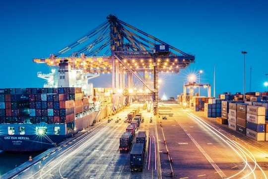 01/03: Lễ ký kết và Diễn đàn Khởi động Chương trình Hộ chiếu Logistics Thế giới