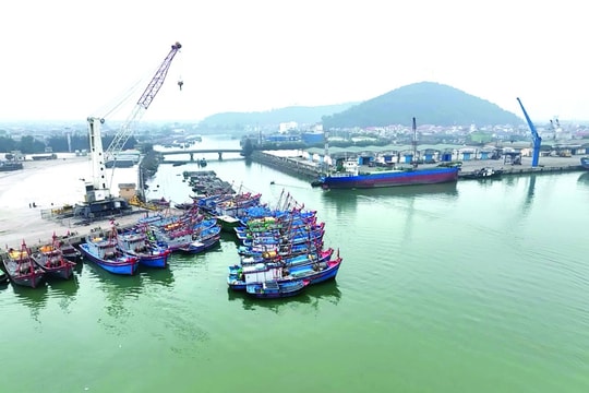Tháo “nút thắt” hạ tầng cảng biển Bắc miền Trung