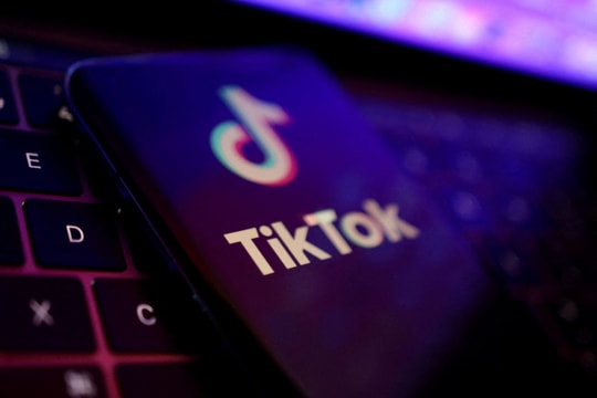 Mỹ- Trung Quốc và sự trớ trêu của Facebook, Tiktok