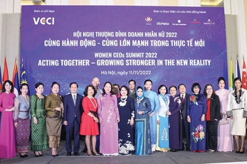 Nữ lãnh đạo và vị thế xã hội của phụ nữ