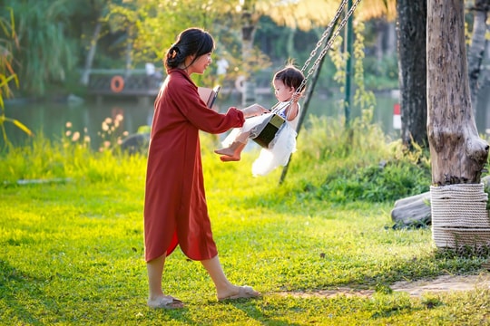 Tìm đâu một vé về tuổi thơ?