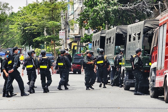 TP.HCM: Vì sao lực lượng chức năng liên tiếp kiểm tra các công ty tài chính, mua bán nợ?