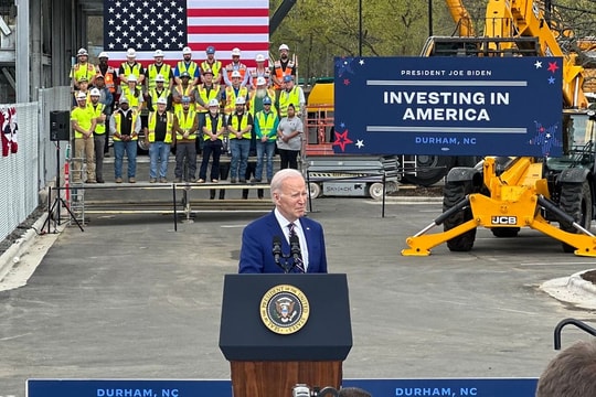 Tổng thống Mỹ Biden đề cao ý nghĩa đầu tư của nhà máy VinFast tại Bắc Carolina