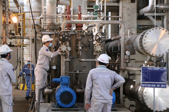 Nhiều băn khoăn về đề xuất nhường khí để sản xuất điện của EVN