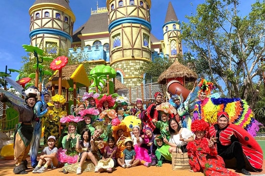 Cùng con khám phá điều hay, hè chơi thỏa thích tại VinWonders