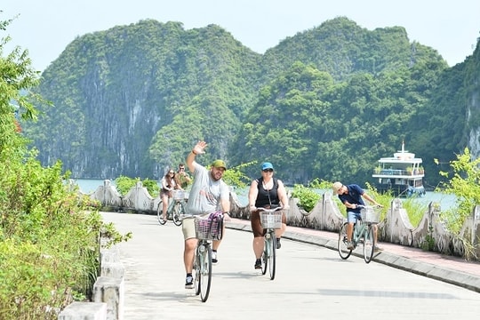 Nâng "chất" du lịch Hải Phòng