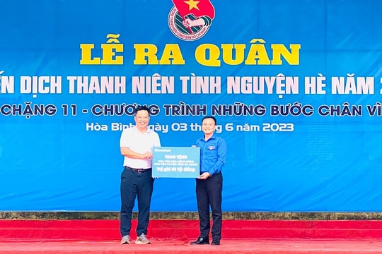 Sacombank phát động chạy bộ gây quỹ xây nhà văn hóa Pu Péo