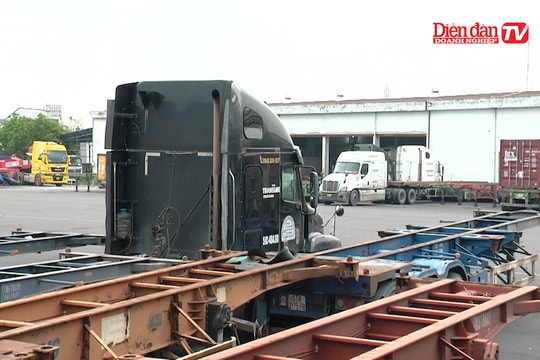 Ùn tắc đăng kiểm: Cần có giải pháp căn cơ để tháo gỡ cho doanh nghiệp