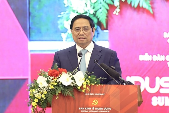 Thủ tướng: Sớm ban hành chương trình hành động thực hiện Nghị quyết về công nghiệp hoá, hiện đại hoá