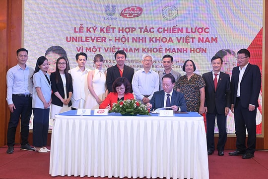 Nâng cao nhận thức, bảo vệ sức khỏe toàn diện cho người dân