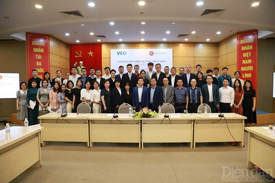 Giao lưu hợp tác kết nối giao thương Việt - Trung