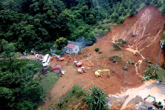 Bộ TNMT nói gì về những vụ sạt lở đất gây hậu quả nghiêm trọng?