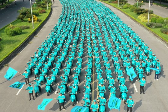 Dịch vụ gọi xe máy điện xanh SM Bike ra mắt tại Hà Nội