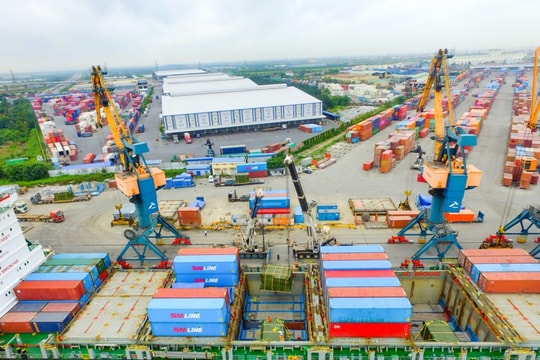 Sắp có Thông tư sửa đổi, cổ phiếu vận tải biển thăng hoa