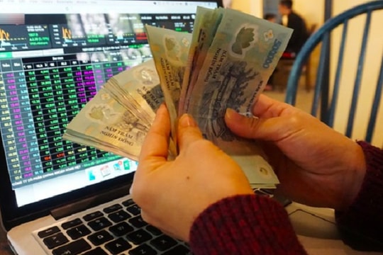 Cơ hội nào từ cổ phiếu bất động sản?