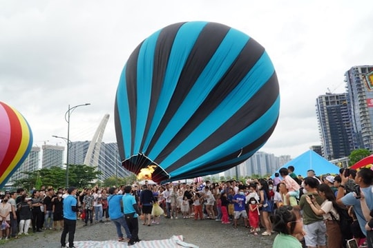 Nhiều triển vọng cho ngành du lịch TP.HCM