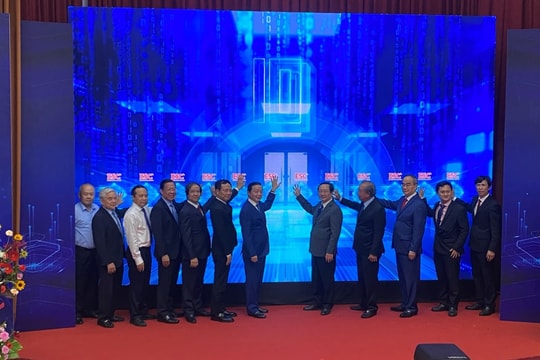 TP HCM - Ra mắt Trung tâm Điện tử và Vi mạch bán dẫn