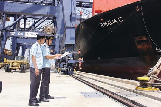 Liên kết logistics tăng trưởng kinh tế vùng