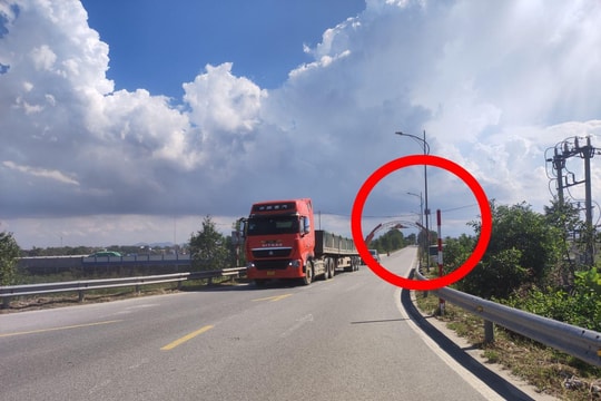 Nghệ An: Bất chấp biển cấm, xe tải trọng lớn vẫn “cày xới” đường huyện?