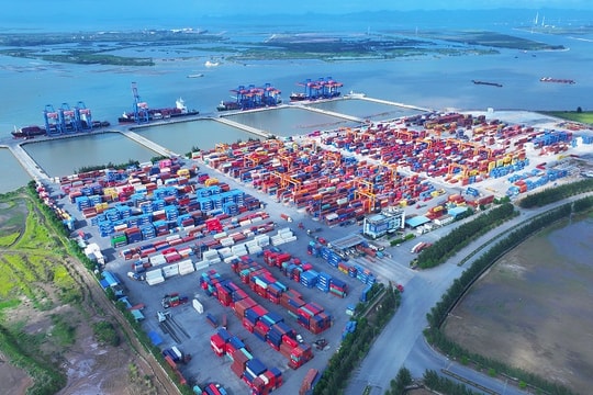 Để hệ thống cảng biển Việt Nam “trở mình” phát triển đột phá