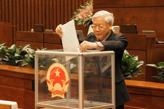 Kỳ họp thứ 6, Quốc hội khoá XV: Quốc hội lấy phiếu tín nhiệm 44 chức danh