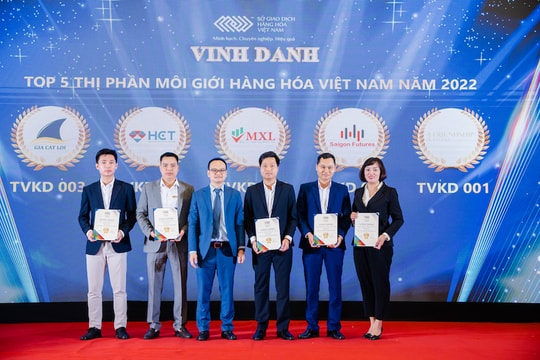 Sôi động cuộc đua vào top 5 thị phần môi giới hàng hóa