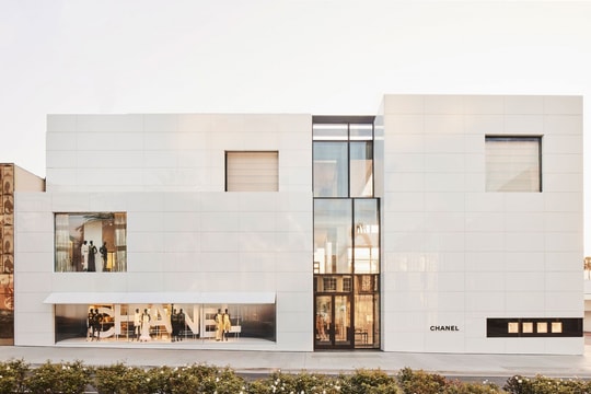 Các thương hiệu xa xỉ đổ tiền dựng cửa hàng