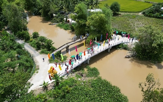 Nhựa Tiền Phong khánh thành cầu nối yêu thương số 97 & 101 và khởi công cầu số 106 & 108