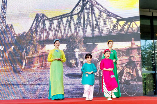Quảng bá nét đẹp Hà Nội thông qua Lễ hội Áo dài du lịch Hà Nội 2023