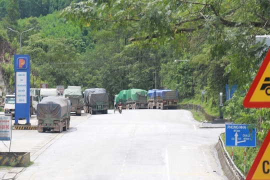 Quảng Bình: Xử lý nghiêm các trường hợp tiêu cực trong hoạt động kiểm tra xe quá tải, quá khổ