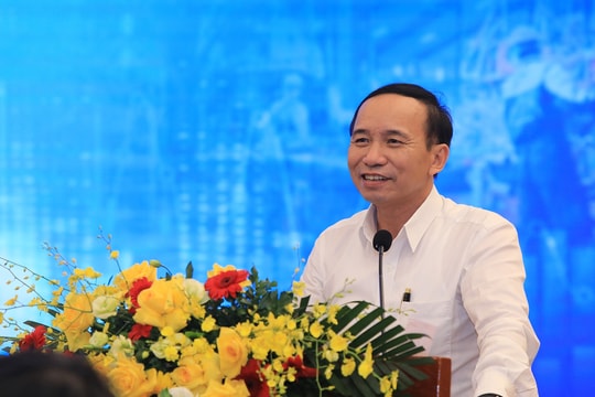 NĂNG LỰC CẠNH TRANH TRONG NỀN KINH TẾ SỐ: Chuyển đổi số thúc đẩy tiềm năng doanh nghiệp