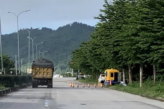 Thừa Thiên Huế: Xe tải trọng lớn vô tư “vượt mặt” trạm cân?