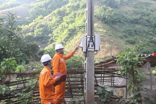 Sơn La: Bản vùng cao bừng sáng ánh điện