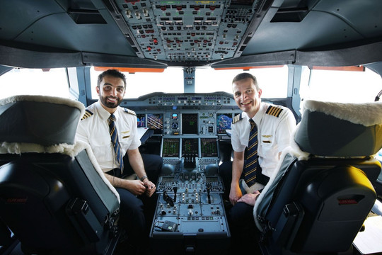Emirates - hãng hàng không đầu tiên trên thế giới sử dụng 100% nhiên liệu hàng không bền vững