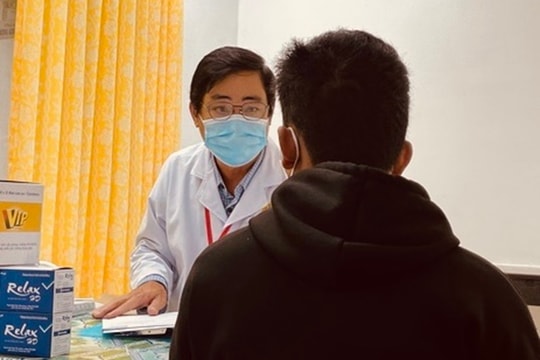 Cân nhắc quy định về thủ tục công bố lại với cơ sở điều trị HIV/AIDS