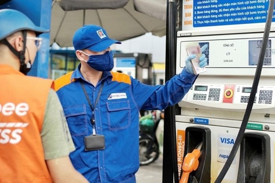 Giá xăng bán lẻ trong nước sẽ tăng?