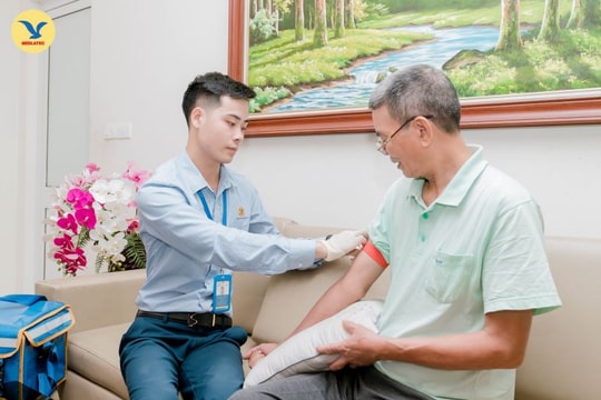 Dịch vụ y tế thông minh mang giải pháp chăm sóc sức khỏe toàn diện