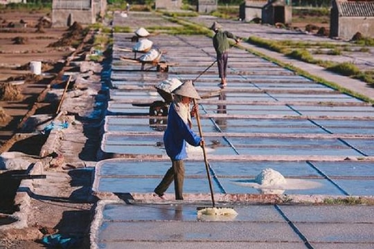 Ứng dụng công nghệ thông tin để phát triển du lịch thông minh