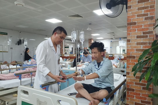 Đề nghị cấm sản xuất, lưu hành thuốc lá điện tử