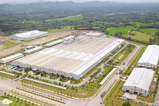 Rủi ro và cơ hội đối với cổ phiếu bất động sản khu công nghiệp