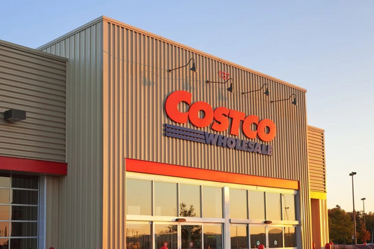 Costco Wholesale Corp chi cổ tức đặc biệt 15 USD/1CP