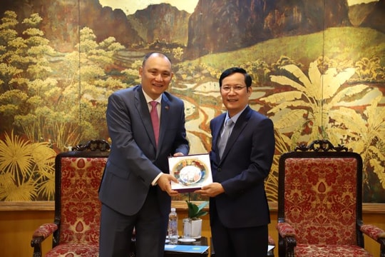 Việt Nam và Kazakhstan tạo đà thúc đẩy thương mại