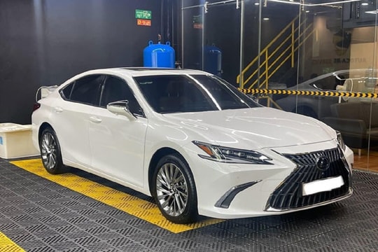 Xe sang Lexus mới, đi sau 1 năm bán lại lỗ hơn 600 triệu đồng
