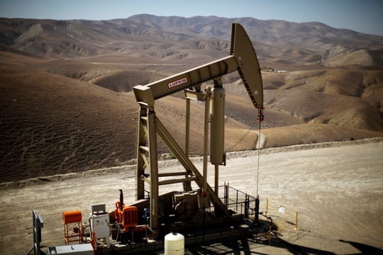 Thị trường dầu mỏ: Mỹ và OPEC "từ bạn thành thù"