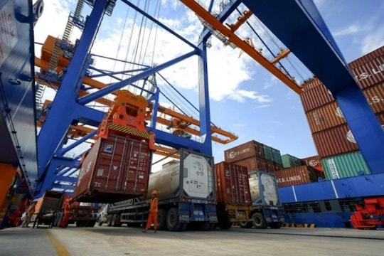 Ba Hiệp hội doanh nghiệp đề xuất “siết” shipside hàng hoá tại Hải Phòng