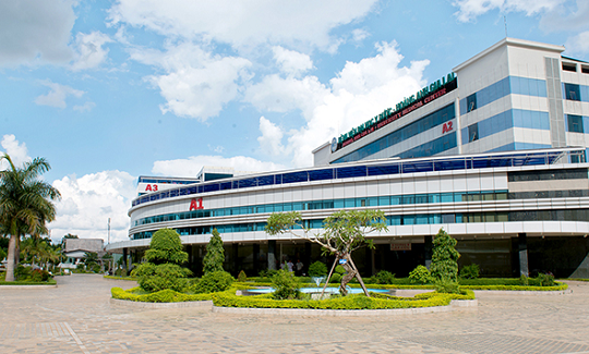 Sau khách sạn, HAG tiếp tục bán bệnh viện để trả nợ trái phiếu